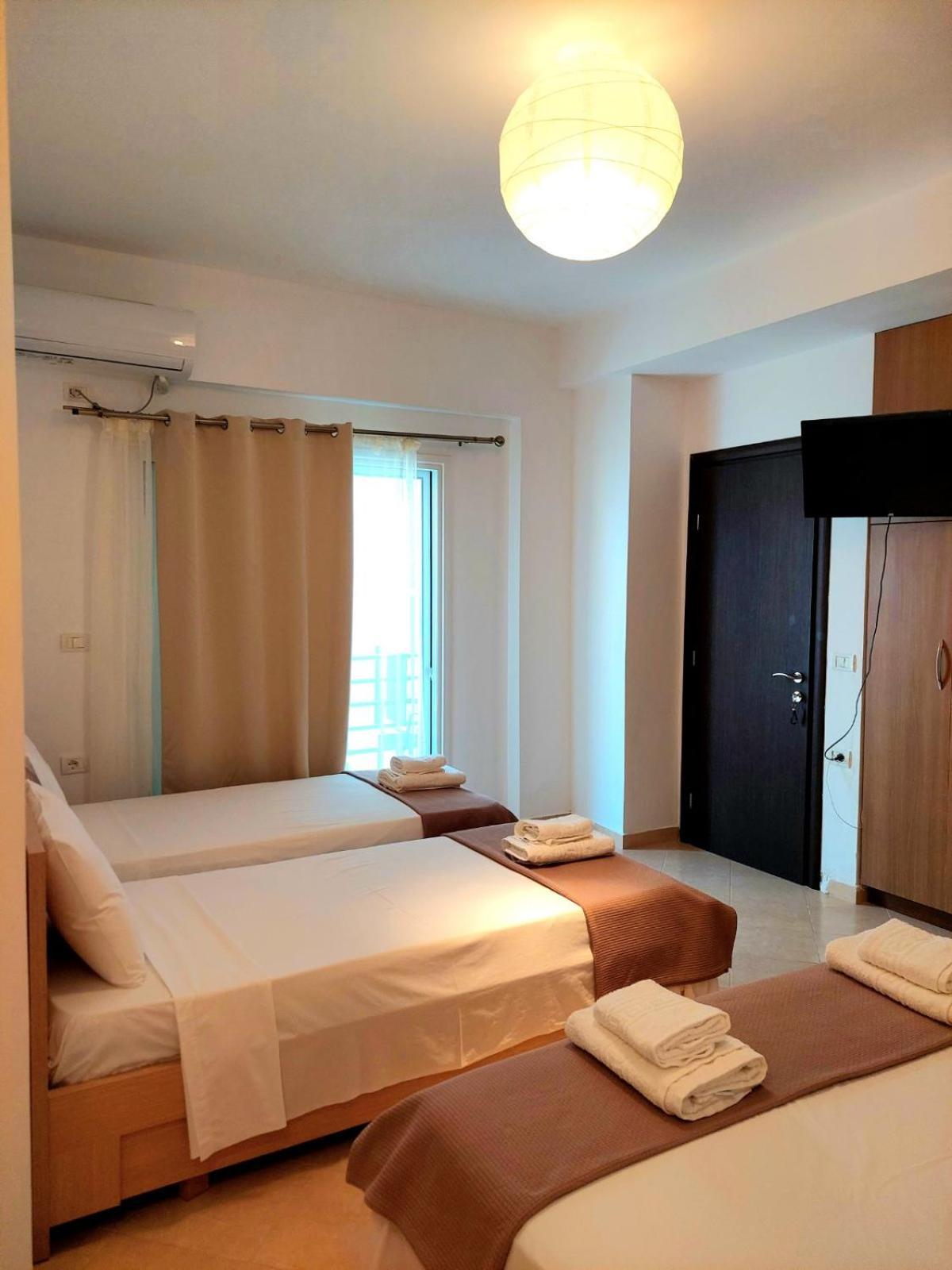 Elizabeth Apartments Himare Ngoại thất bức ảnh